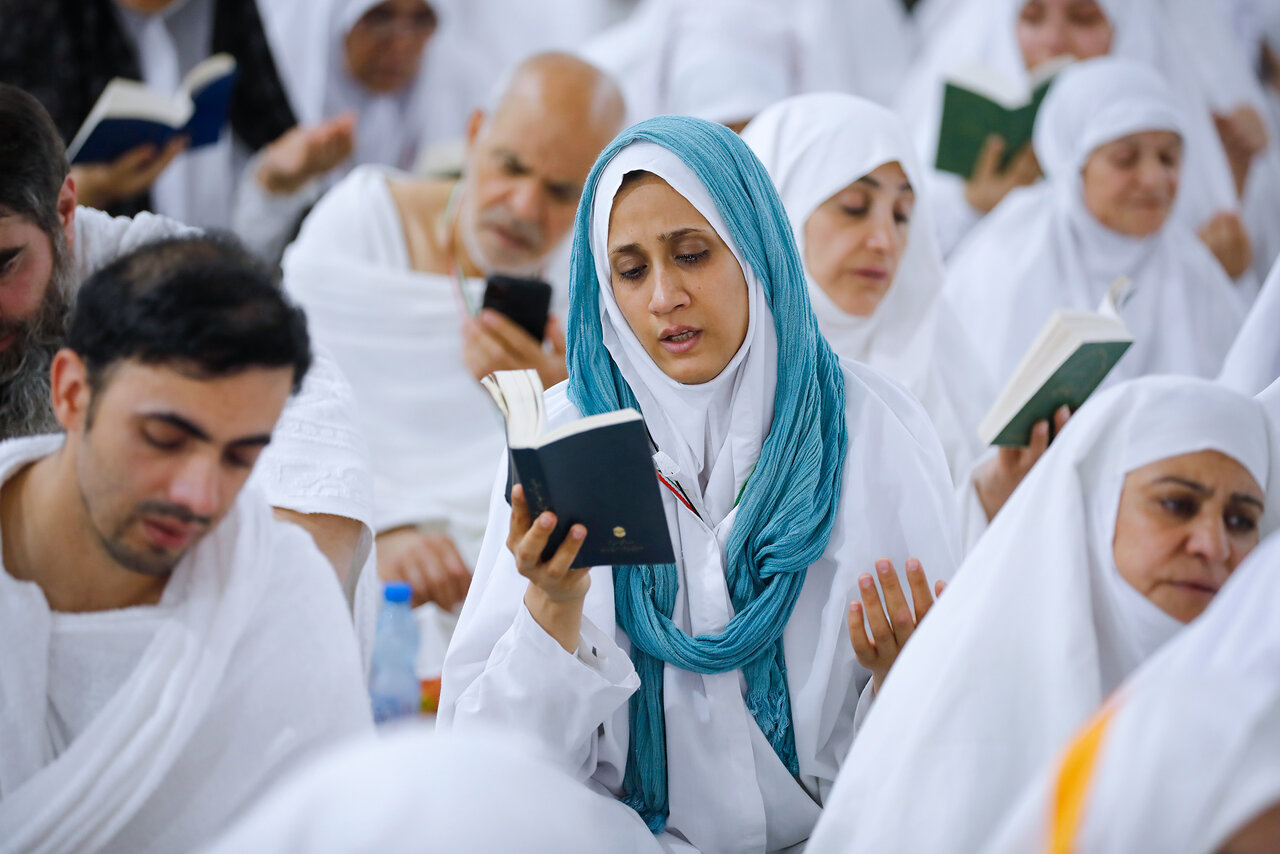 دعای عرفه در صحرای عرفات