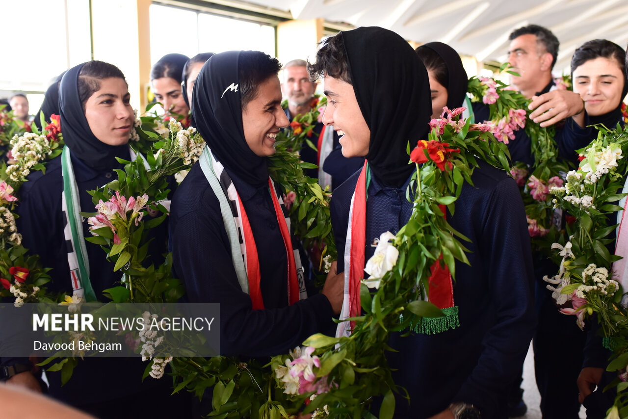 مراسم استقبال از تیم ملی فوتبال بانوان