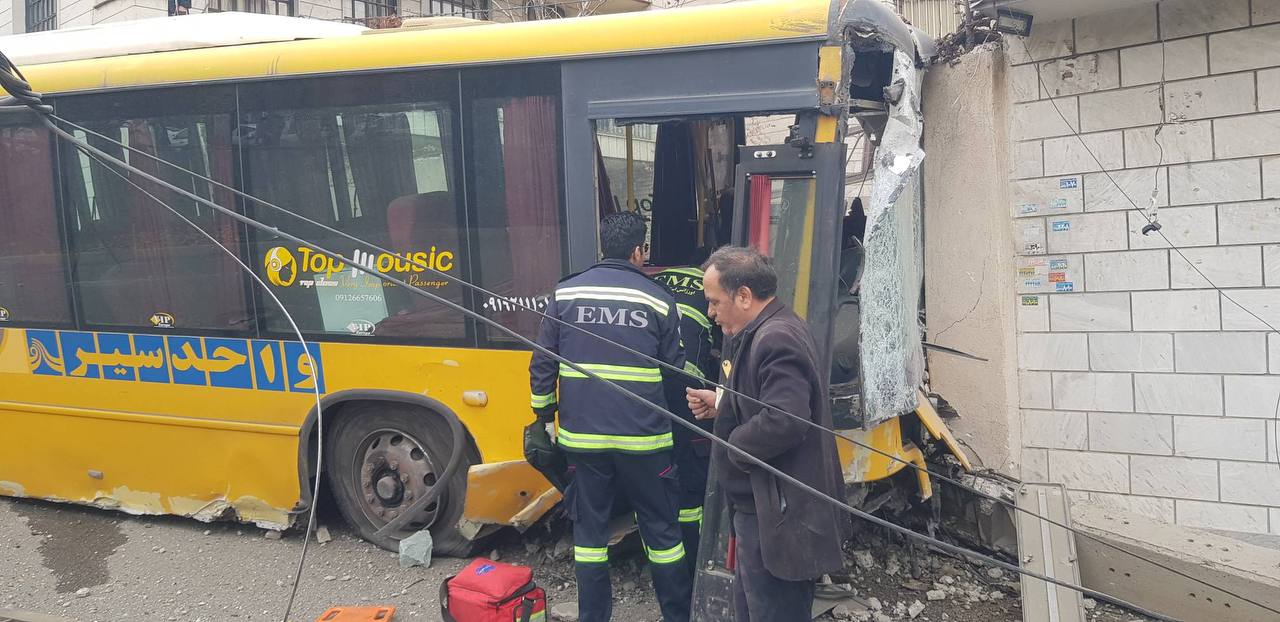 تصادف اتوبوس