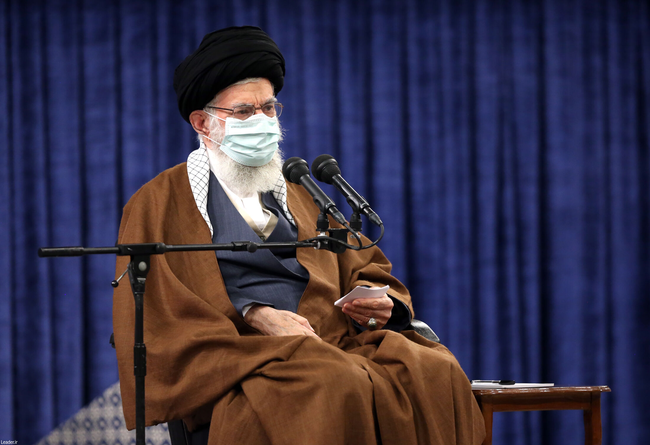 دیدار پرستاران و خانواده‌ شهدای مدافع سلامت با رهبر انقلاب