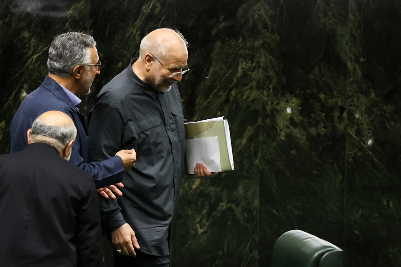 خیرمقدم  قالیباف به مجتبی رحماندوست نماینده جانباز