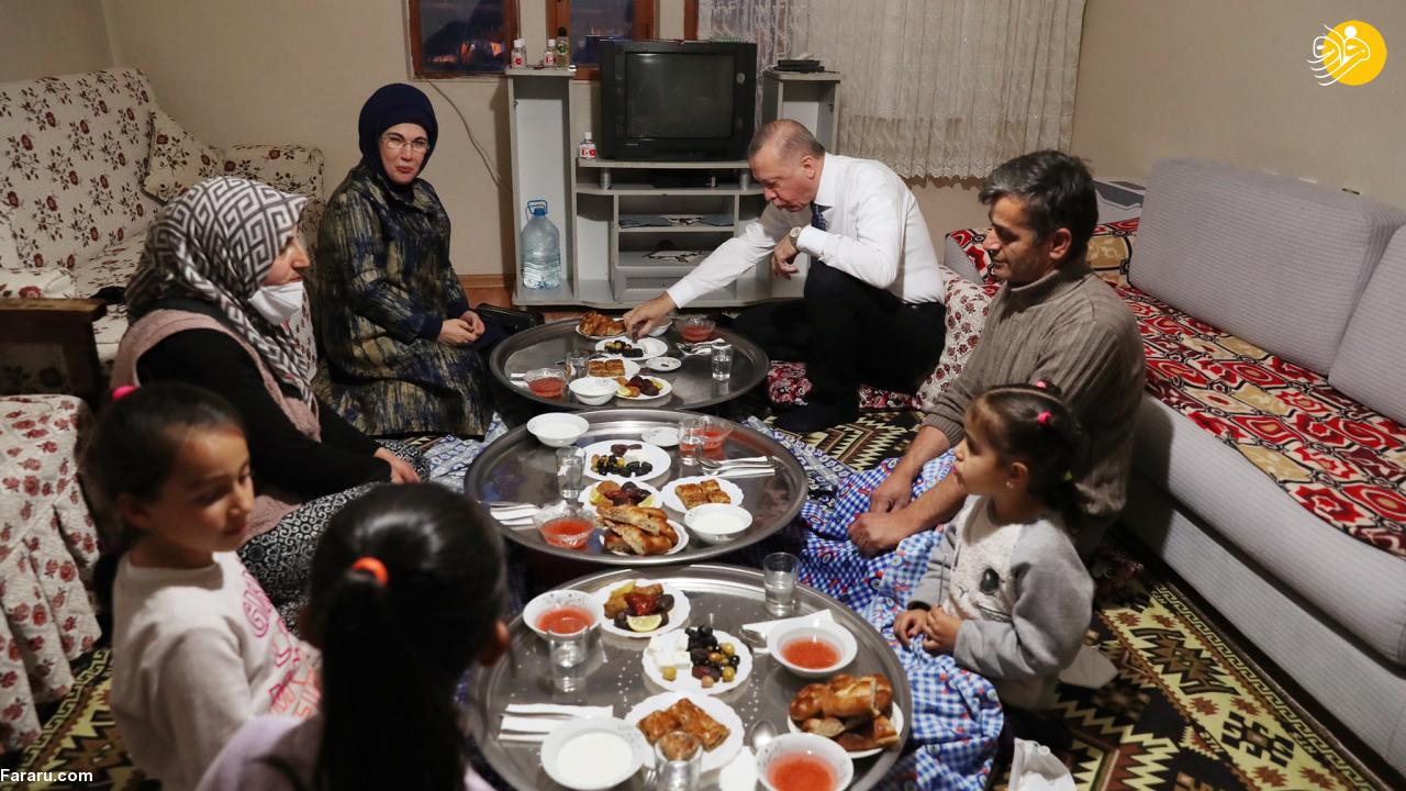 سر سفره افطار