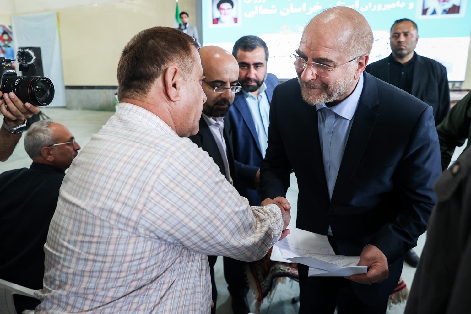 حضور قالیباف در همایش صنعتگران، کارآفرینان