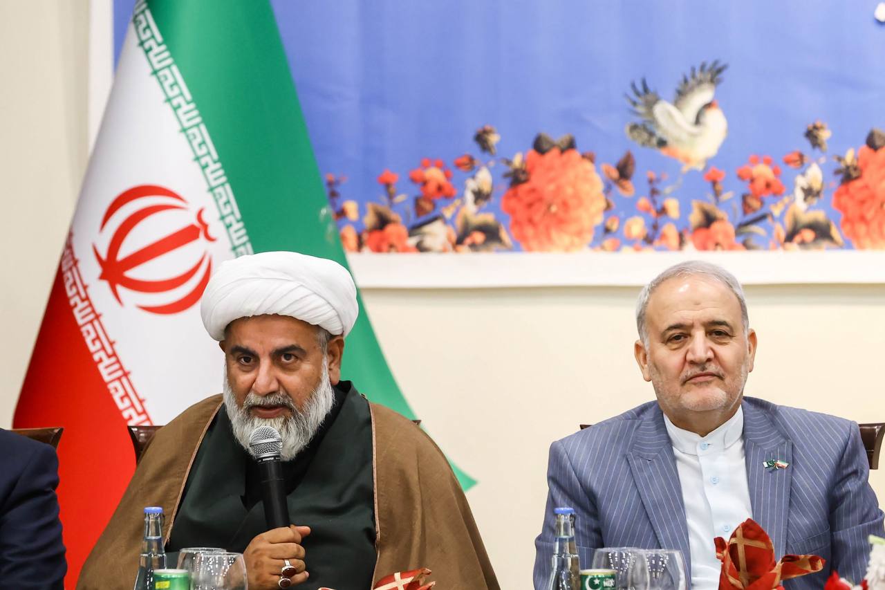 نشست صمیمی قالیباف