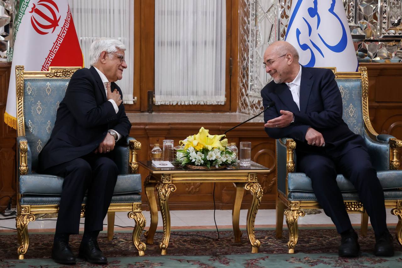 دیدارهای نوروزی جمعی از مسئولان نظام با قالیباف