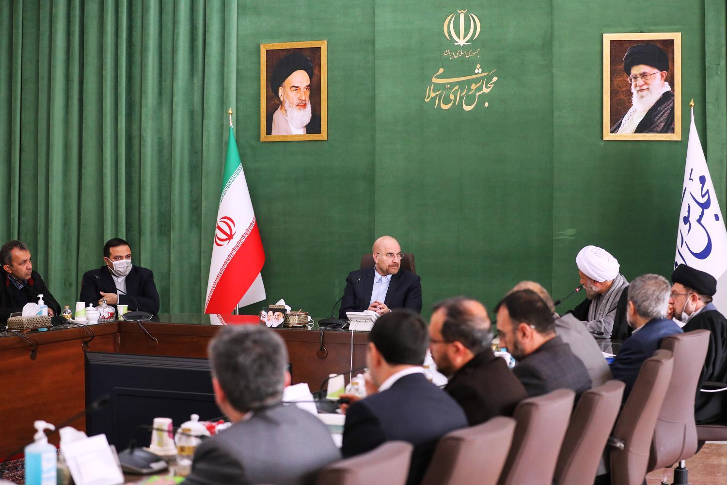 نشست مجمع نمایندگان استان فارس با قالیباف