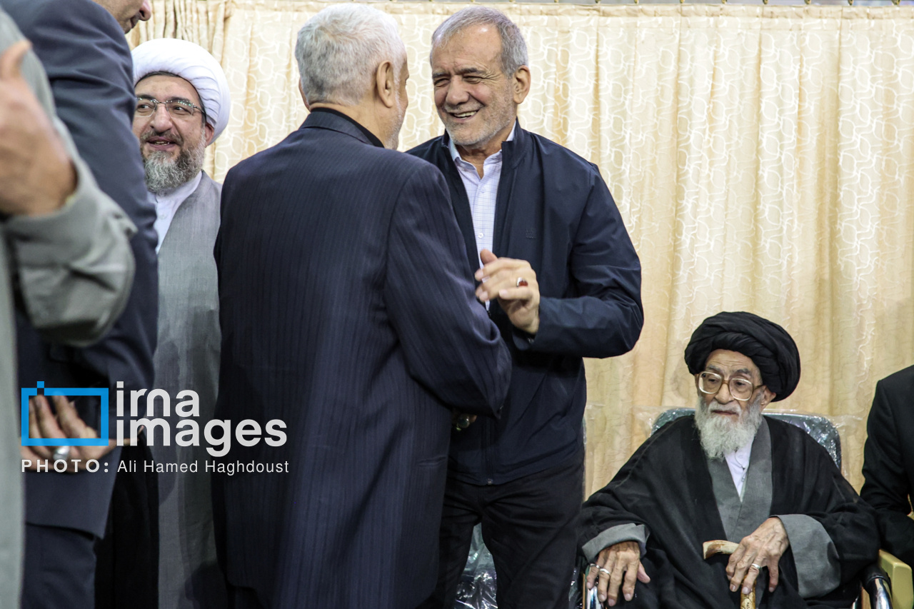 مراسم سالگرد شهدای خدمت در مصلای تبریز 