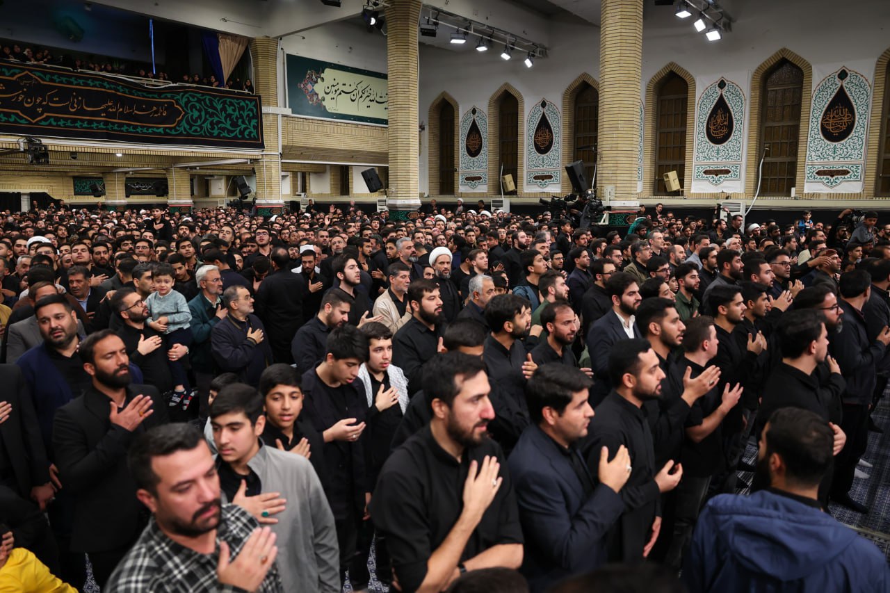 تصاویری از اولین شب مراسم عزادارای شهادت حضرت زهرا