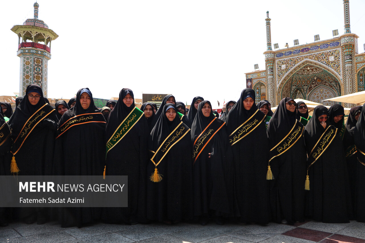 دسته عزای خادمان حرم بانوی کرامت در روز شهادت امام رضا(ع)