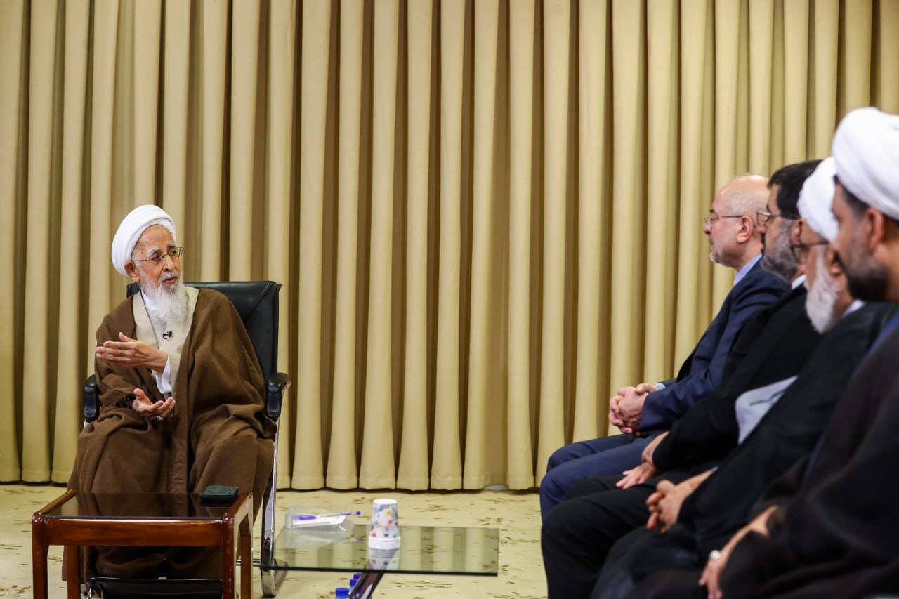  دیدار قالیباف با آیت‌الله‌العظمی عبدالله جوادی آملی 