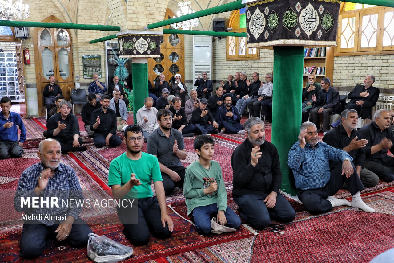 دسته عزاداری سالگرد ارتحال امام خمینی (ره) در زنجان