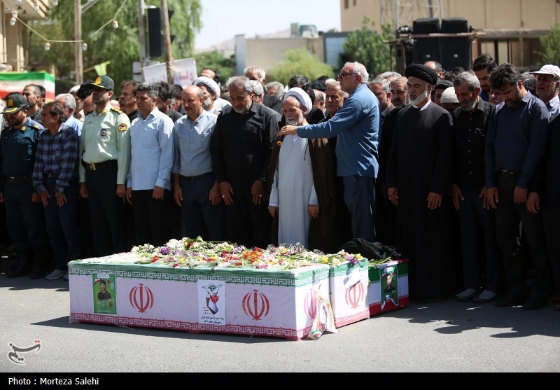 تشییع ۳ شهید حمله رژیم صهیونیستی در نجف آباد اصفهان