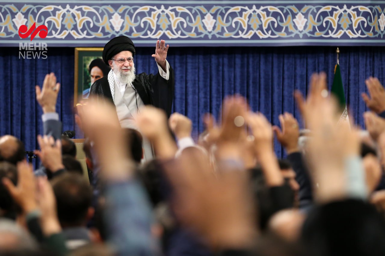 مراسم بزرگداشت شهدای خدمت با حضور رهبر انقلاب 
