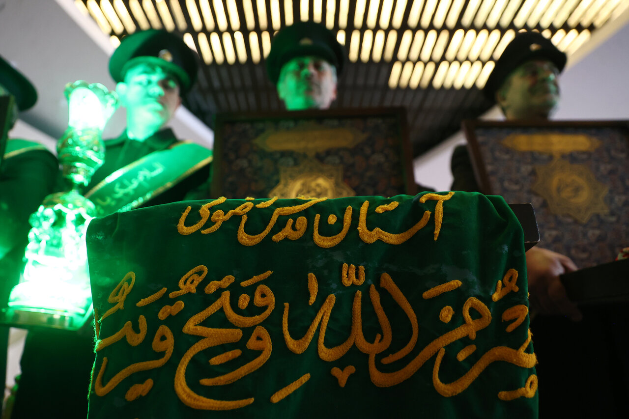 حضور خادمان مسجد جمکران در صحن علنی مجلس