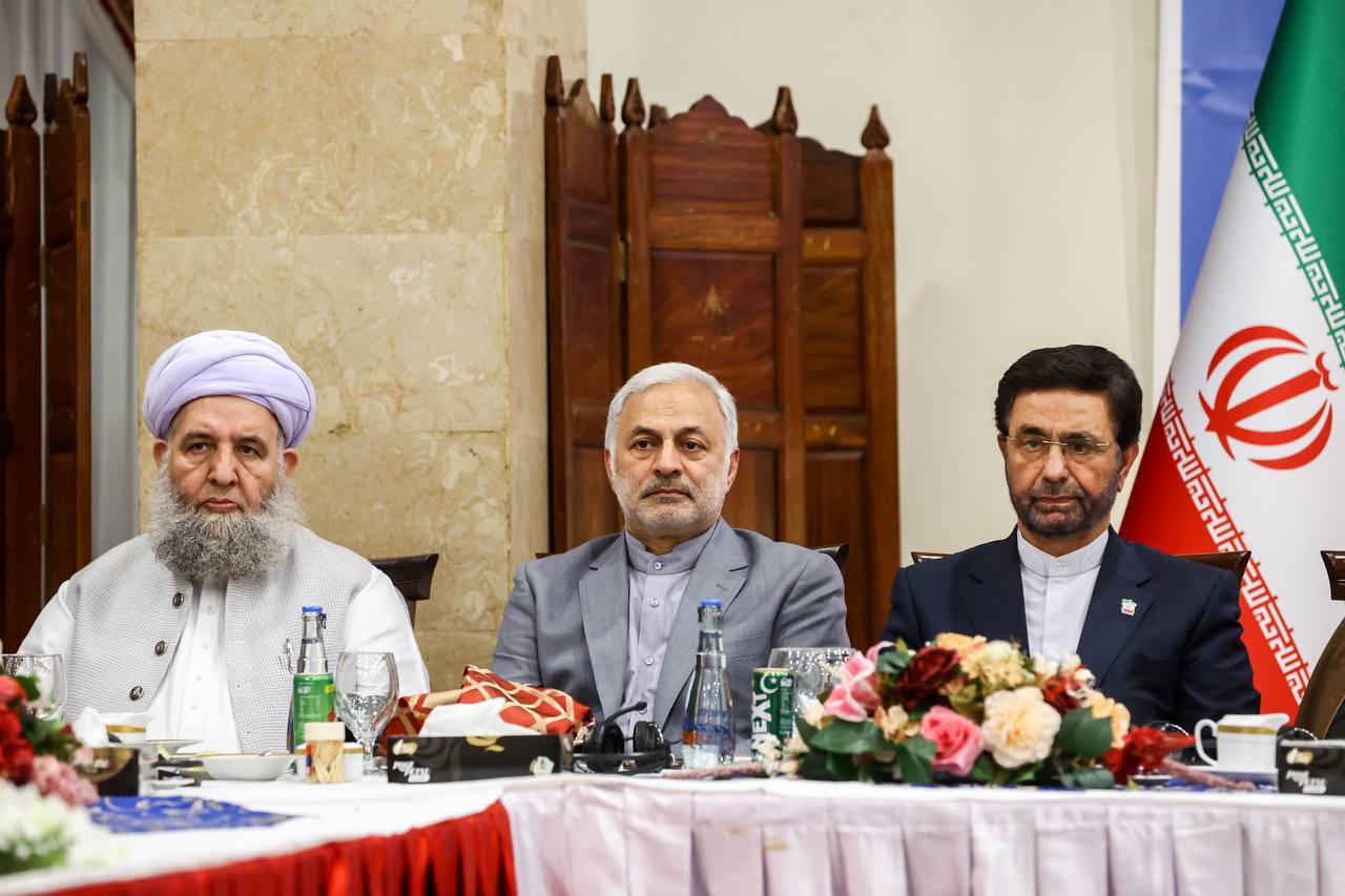 نشست صمیمی قالیباف