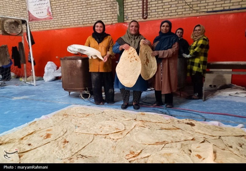 خدمت رسانی در قلب مسیر پیاده روی