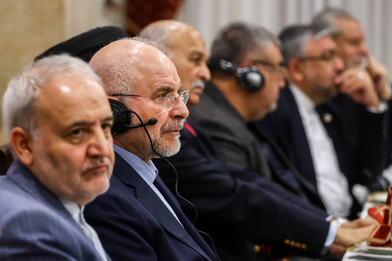 نشست صمیمی قالیباف