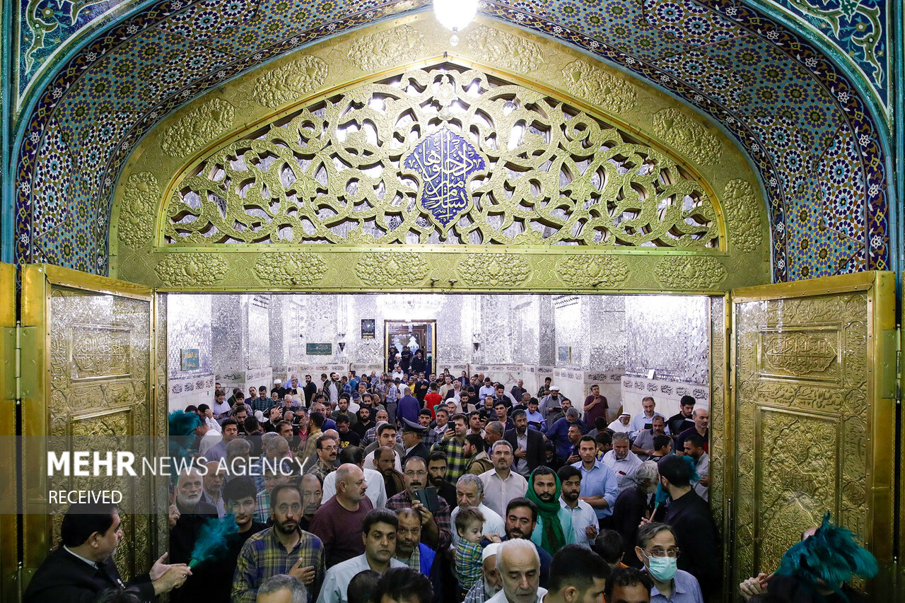 اهتزاز پرچم سبز رضوی 