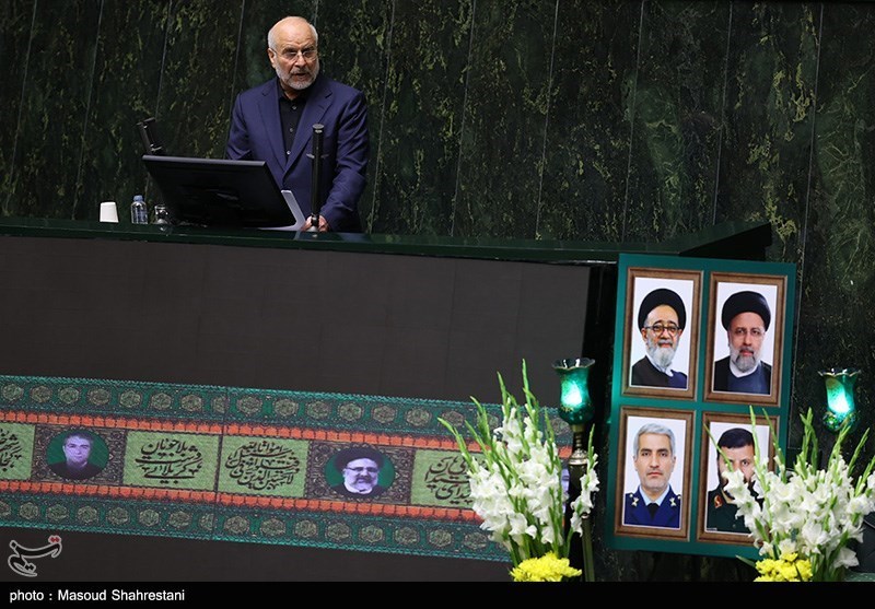 مراسم بزرگداشت شهدای خدمت در مجلس