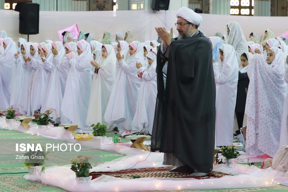 مراسم جشن تکلیف دختران