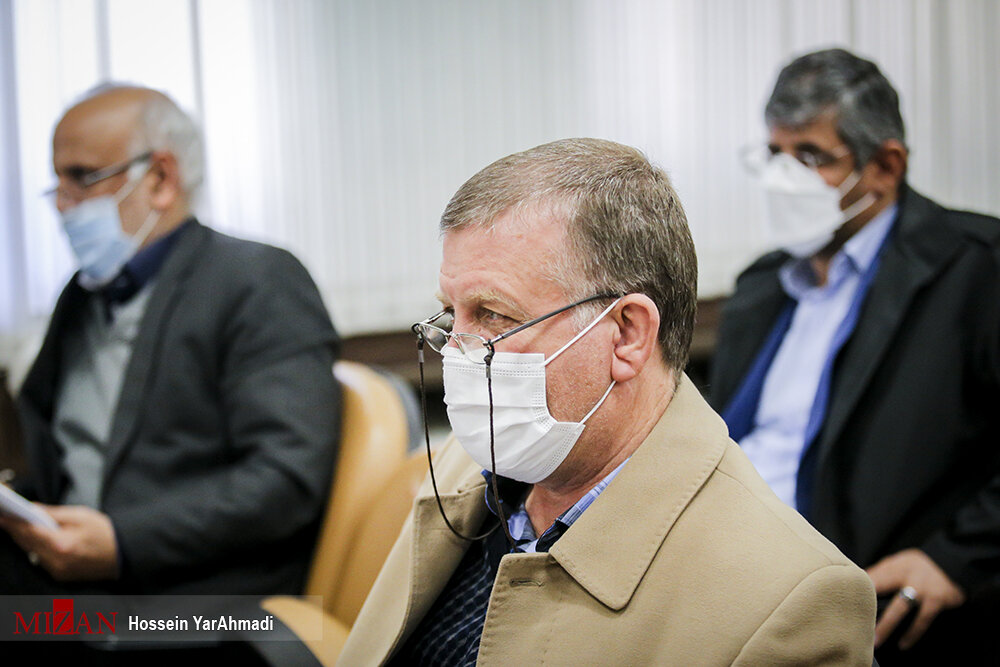 جلسه دادگاه کروز