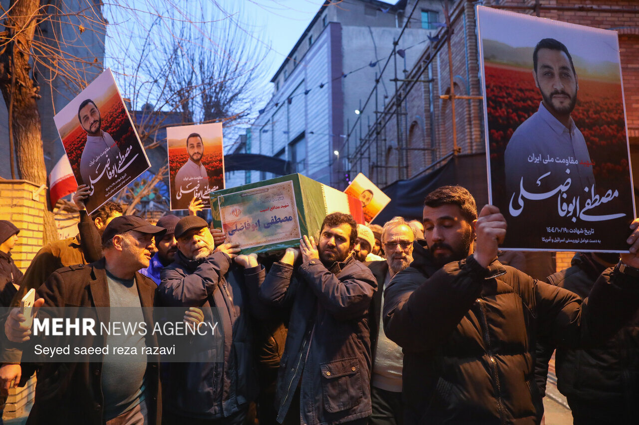 مراسم تشییع پیکرهای مطهر شهدای اغتشاشات