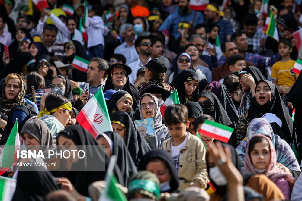 اجتماع خانوادگی «سلام فرمانده» 