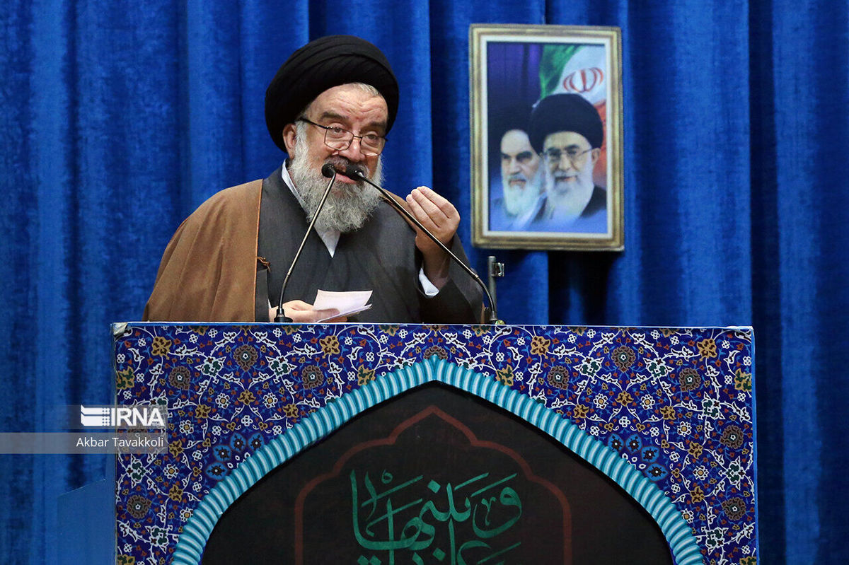 آیت‌الله خاتمی: احمق ها خیال تجزیه ایران را داشتند