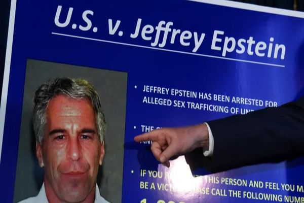 رای مثبت کنگره به انتشار اسناد قاچاقچی جنسی مشهور 