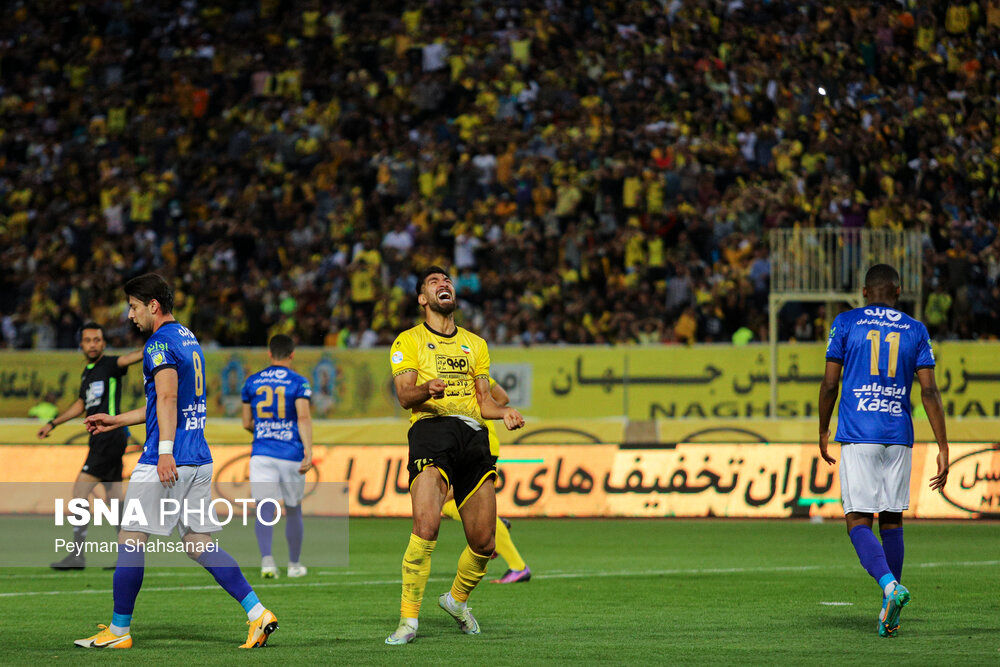 گل اول استقلال به فولاد