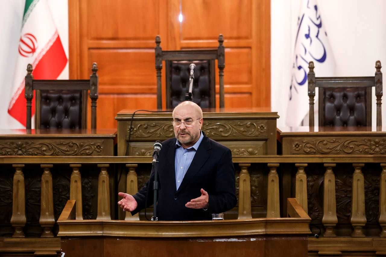 دیدار جمعی از نمایندگان جدید مجلس دوازدهم با قالیباف