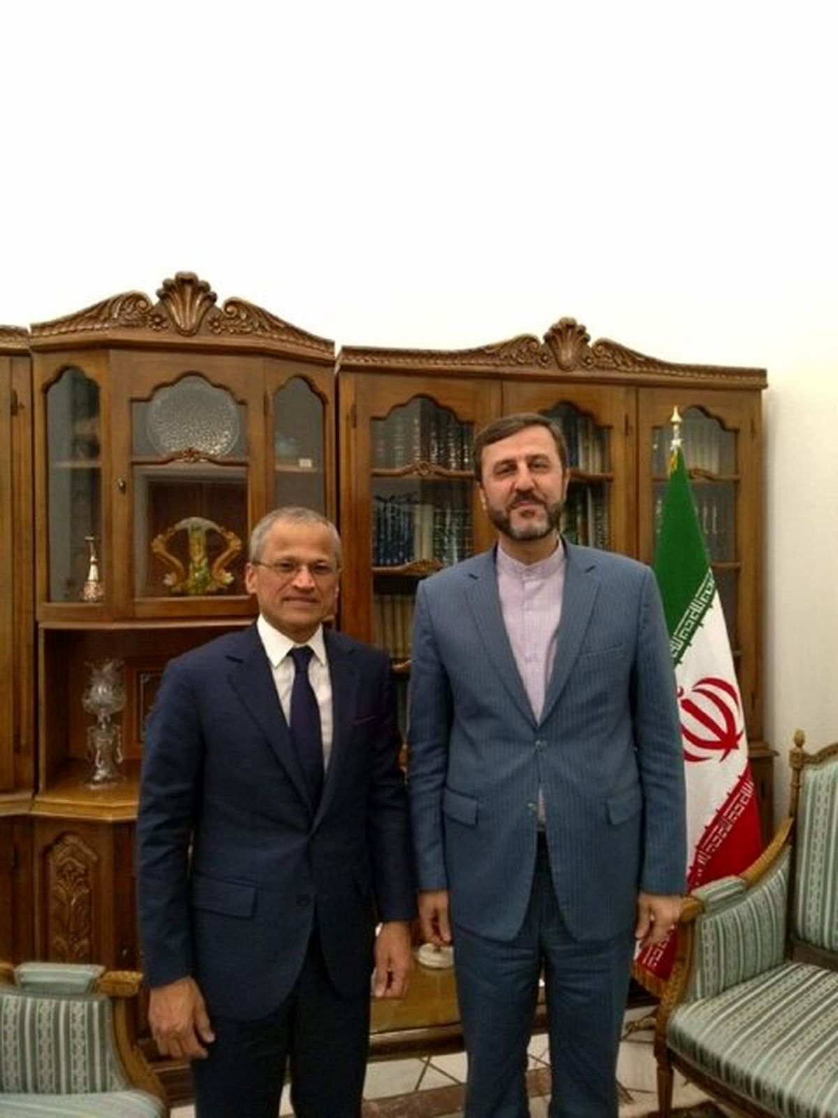 رایزنی غریب آبادی با یک دیپلمات ارشد سنگاپوری