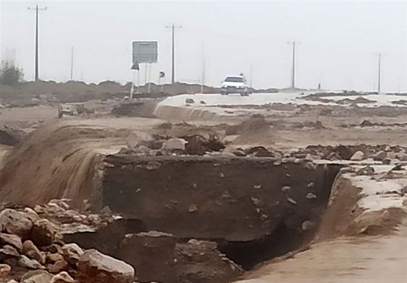 سیلاب پاکدشت در مسیل رودخانه هدایت شد