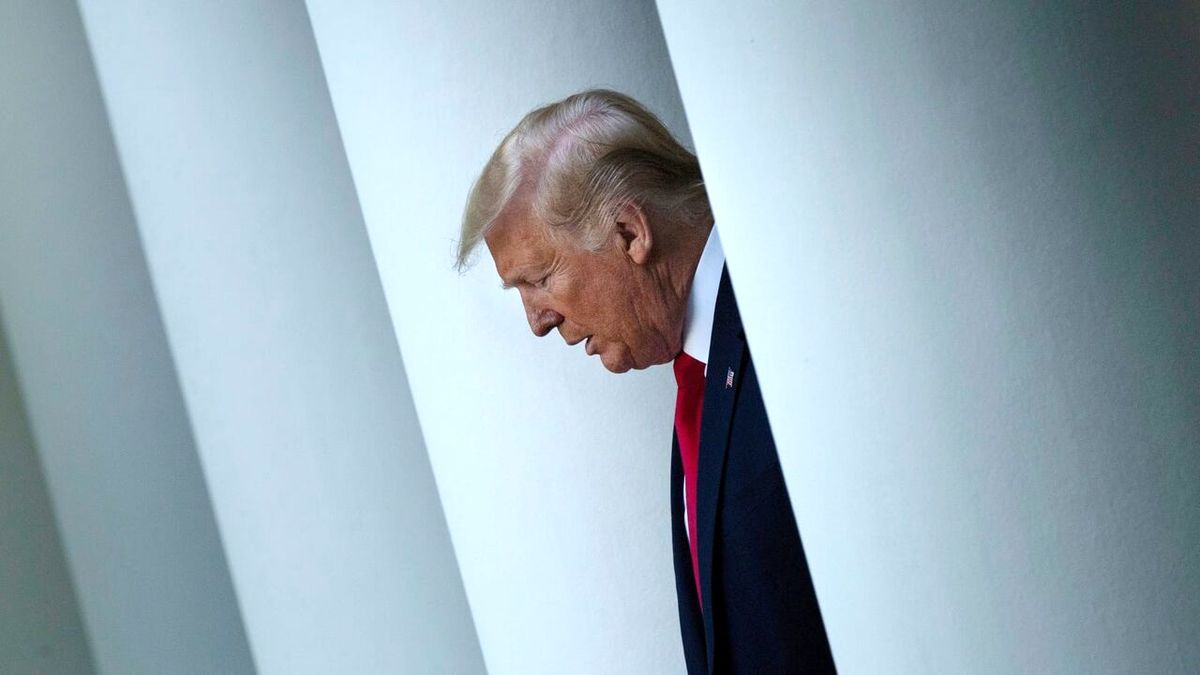   سقوط آزاد محبوبیت سکاندار کاخ‌سفید 