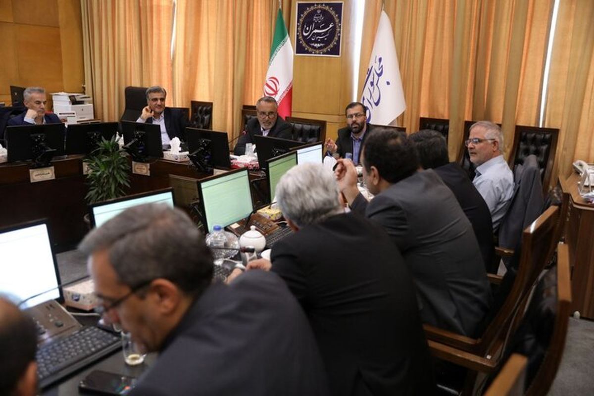 ورود مجلس به مشکلات کامیونداران