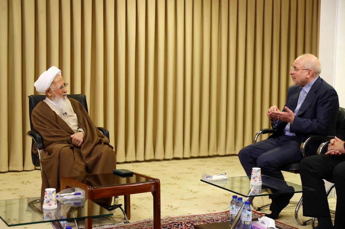 دیدار رئیس مجلس با مراجع تقلید/قالیباف: ارائه کالابرگ الکترونیک یکی از راهکارهای موثر برای کمک به معیشت مردم است