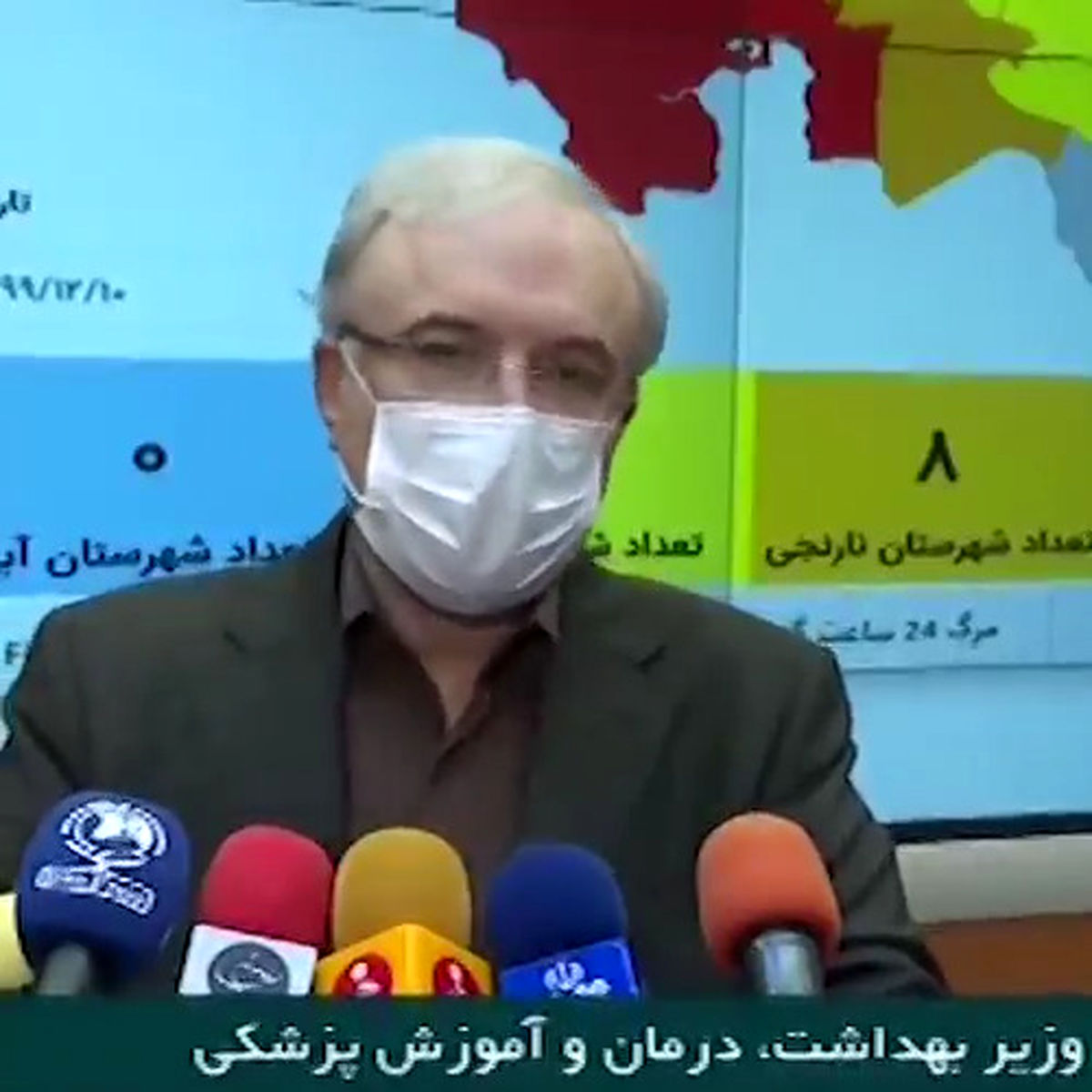 وزیر بهداشت: بار و بندیل سفر نبندید و فکر سفر را هم نکنید