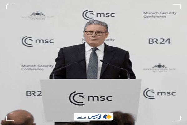استارمر: اروپا باید روی پاهای خودش بایستد