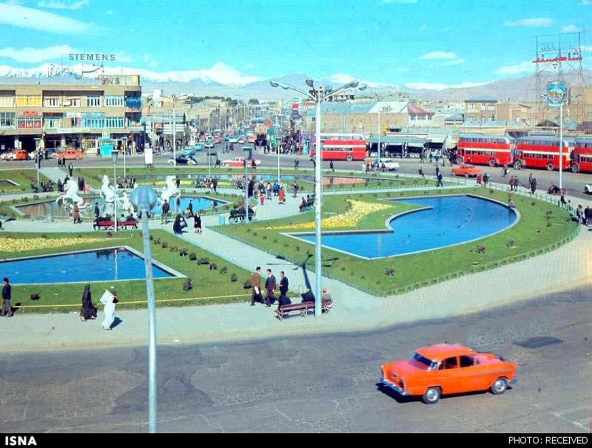 عکس قدیمی از میدان امام حسین