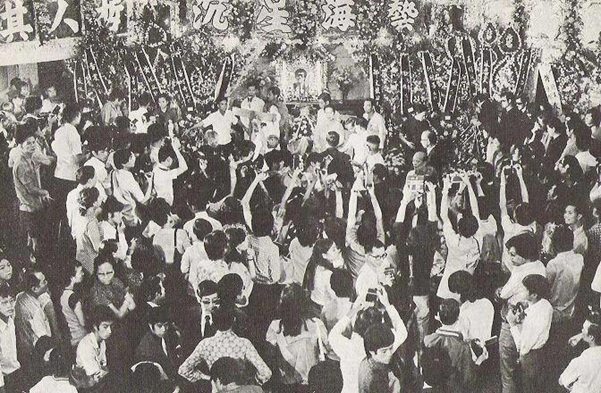 عکسی‌دیده نشده از تشییع‌جنازه بروس‌لی