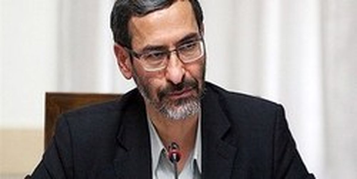 پورمختار: شریعتمداری راه سختی را در پیش دارد