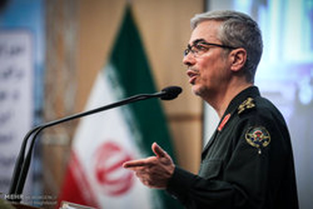 پیام سرلشکر باقری به مناسبت ٧ آذر
