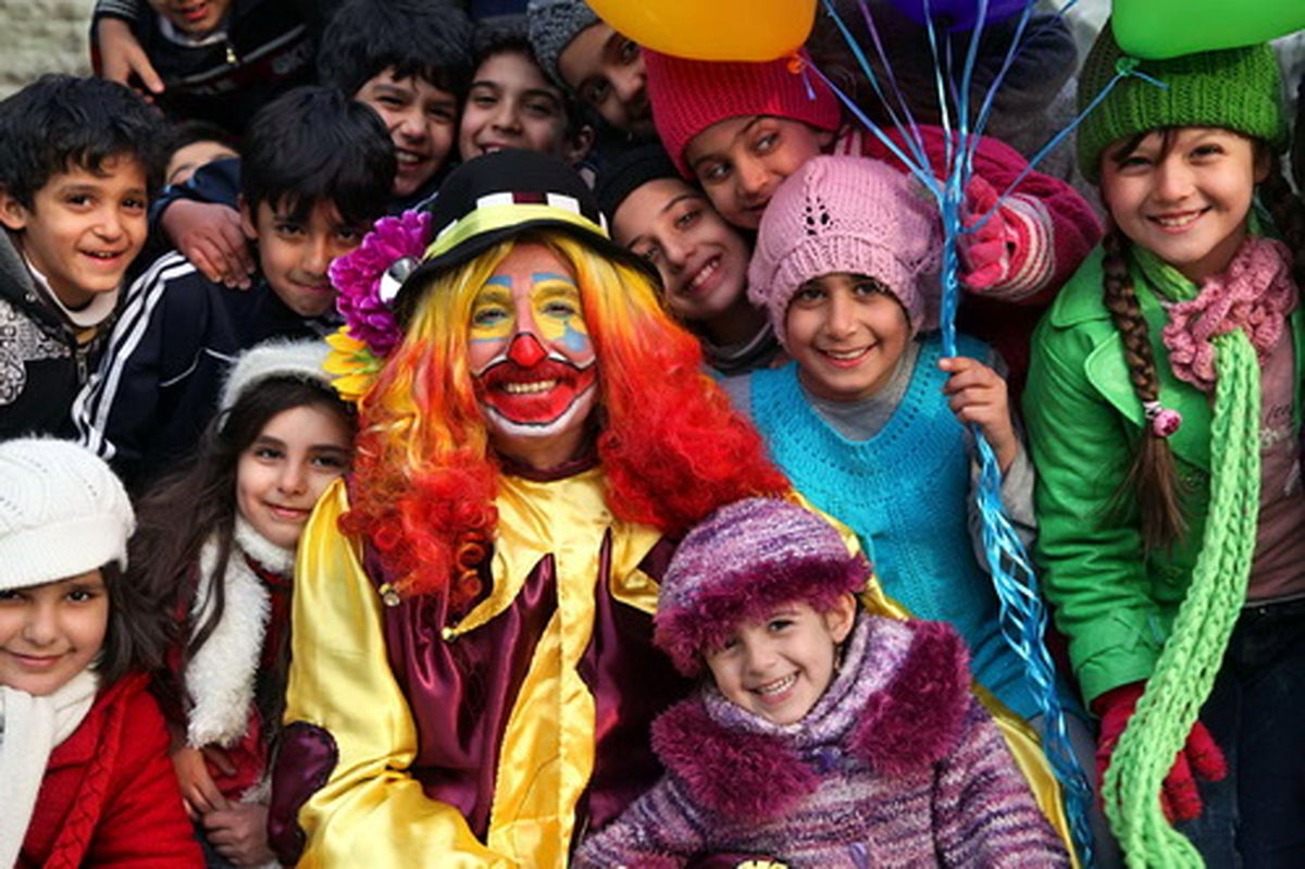 عکس/ دلقک بازی فرهاد آئیش!
