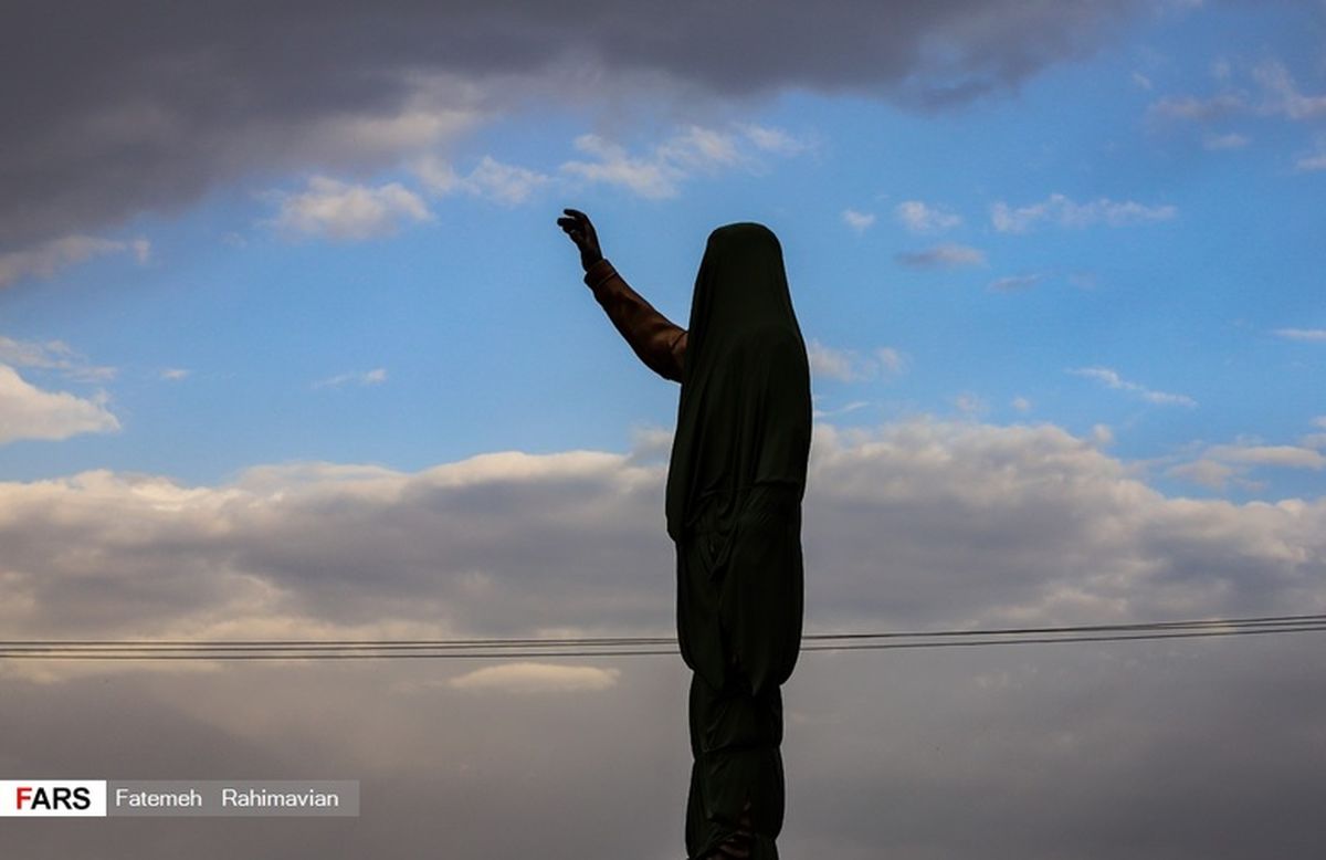 تصاویر: رونمایی از تندیس شهید حاج قاسم سلیمانی در اهواز