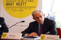 باقی ماندن ایران و اروپا در برجام آمریکا را منزوی می‌کند