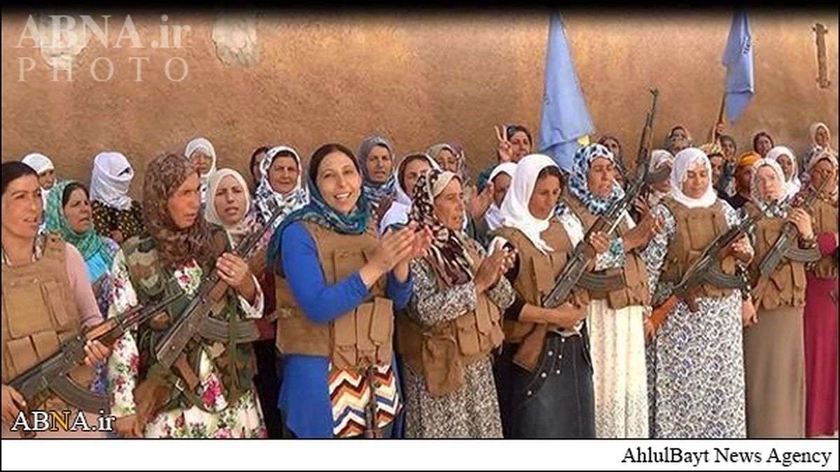 نبرد زنان سالخورده کوبانی با داعش/تصاویر