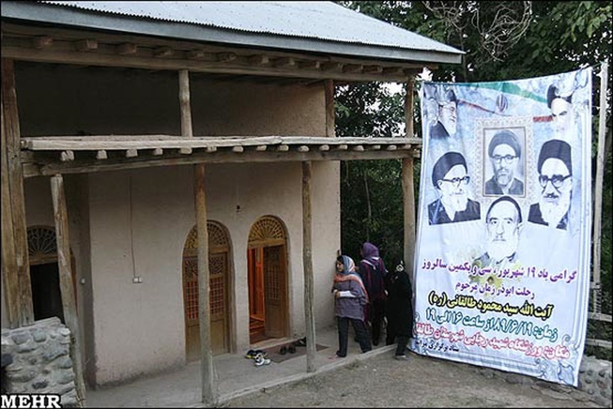 عروج آسمانی مردی به وسعت تاریخ