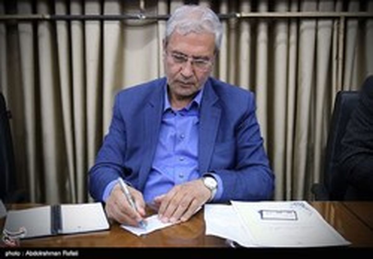 رونمایی ربیعی از ۳ برنامه اشتغال در زمان تحریم