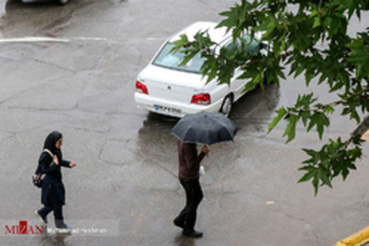 آسمان تهران بارانی می‌شود