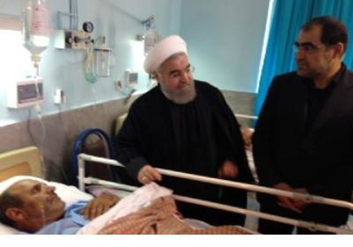 عیادت روحانی از بیماران بیمارستان شهید فیاض بخش